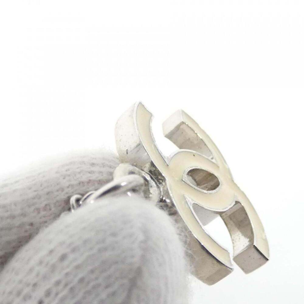 CHANEL Authentic White Necklace - Picture 4 of 6